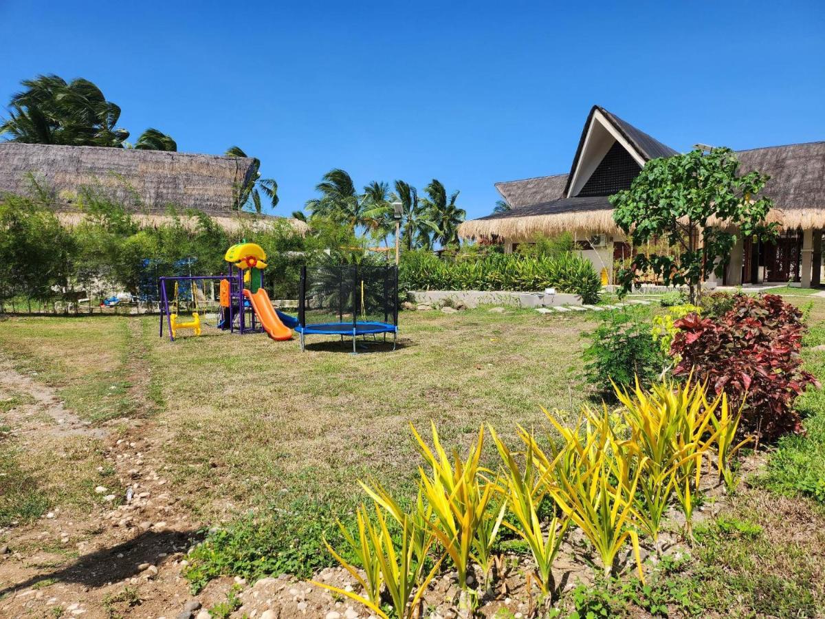 Costa Celine Beach Resort Kinablangan Exterior foto